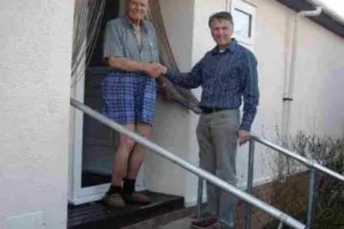 Geoff Carter with Chris Bowers